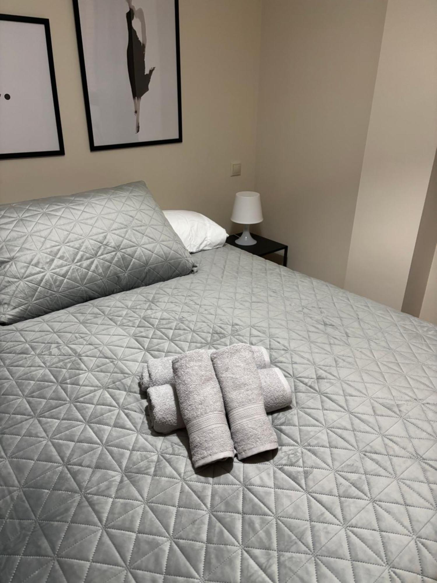 Torre Mudejar Appartement Zaragoza Buitenkant foto