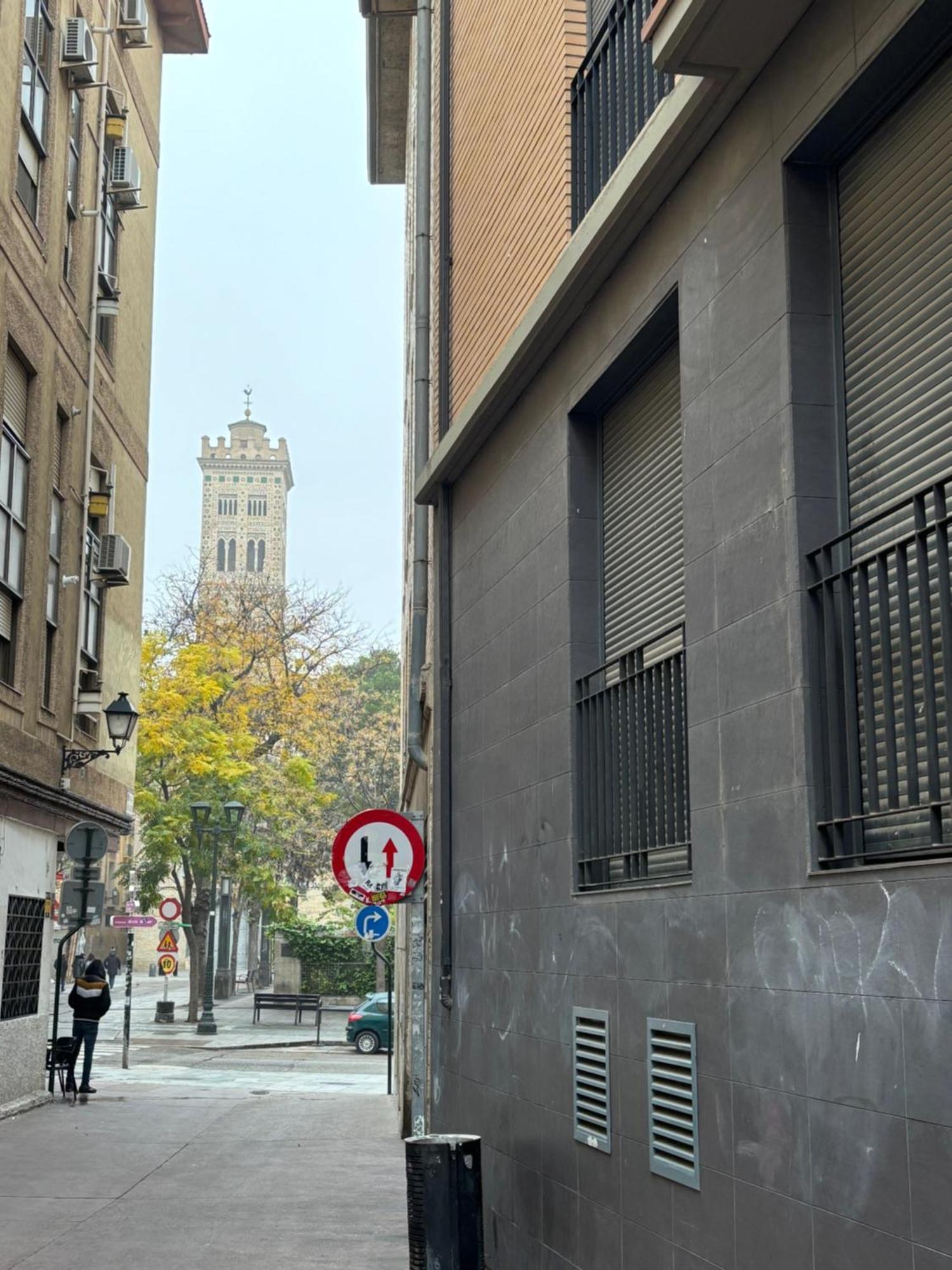 Torre Mudejar Appartement Zaragoza Buitenkant foto